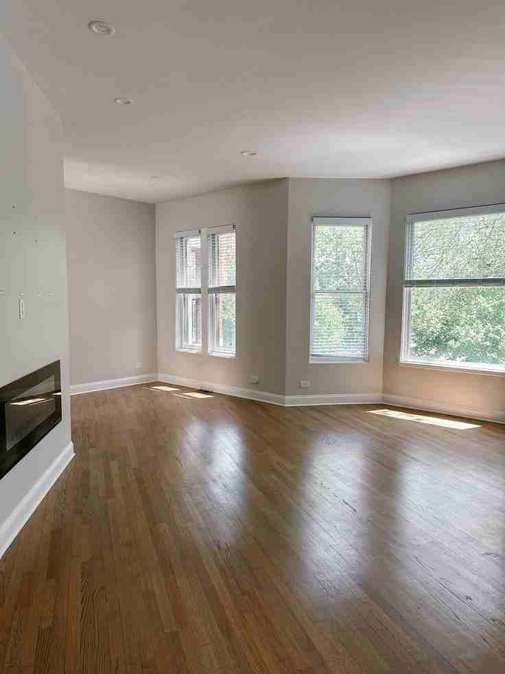 Gallery image 10